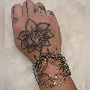 Artistic Silver Swirl Bracelet